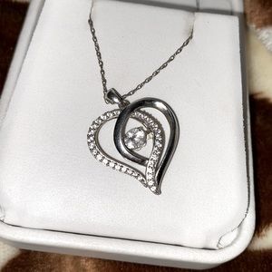 Women’s heart necklace